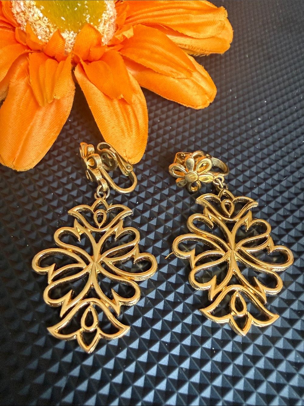 Gold-Tone Filigree Drop Clip-On Earrings - Unbranded